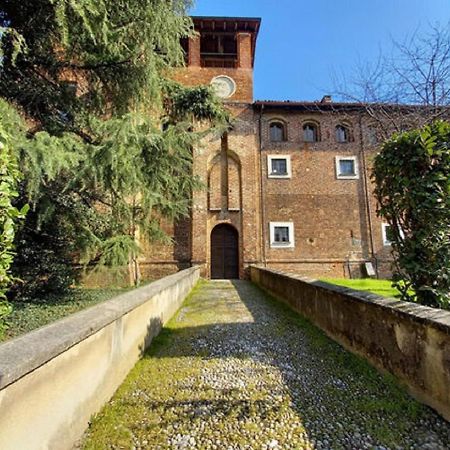 Alice Nel Paese Delle Meraviglie Sulbiate Buitenkant foto