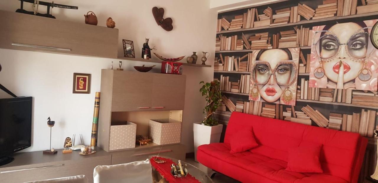 Alice Nel Paese Delle Meraviglie Sulbiate Buitenkant foto