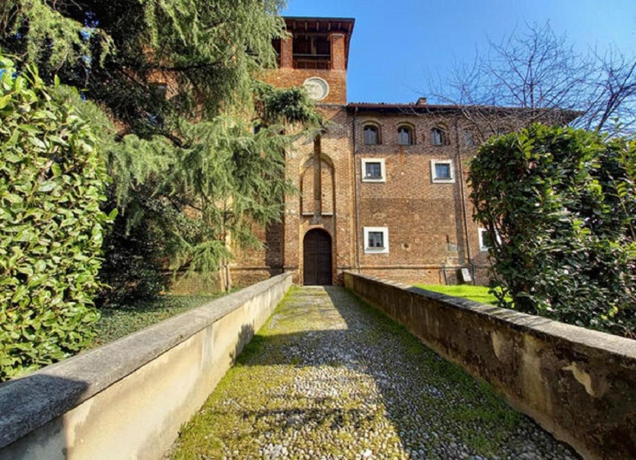 Alice Nel Paese Delle Meraviglie Sulbiate Buitenkant foto