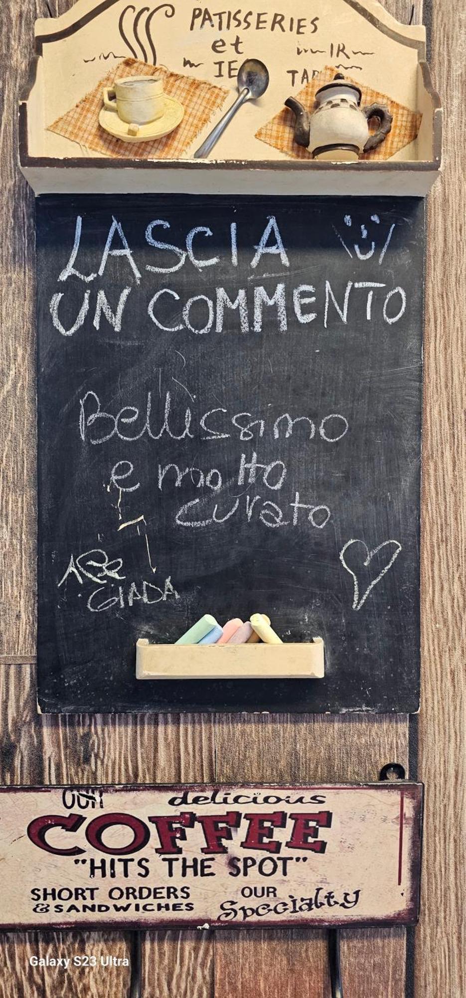 Alice Nel Paese Delle Meraviglie Sulbiate Buitenkant foto